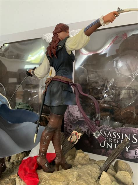 Assassins Creed Unity Arno Elise diorama Ogłoszenia Giełda