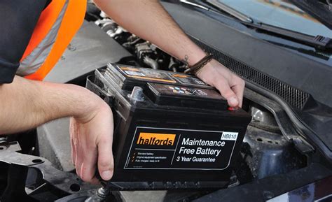 Choosing the best car battery for your car is more like choosing the right lover for you. Halfords Advice Centre | Halfords Car Battery Fitting Service