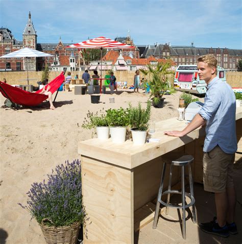 Нидерланды, провинция северная голландия, кастрикюм, louise de colignystraat 6. Stadsstrand en Urban Campsite in Amsterdam | Kim van Dam