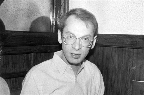 This Day In History Subway Shooter Bernhard Goetz Goes On The Lam 1984 The Burning Platform