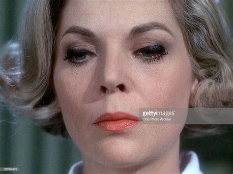 Barbara Bain As Cinnamon Carter In The Mission Impossible Episode