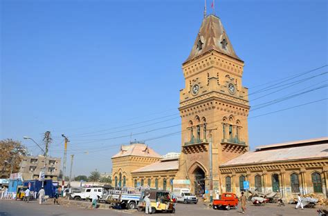 Visit Karachi Best Of Karachi Tourism Expedia Travel Guide