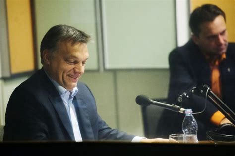 Még a héten bepótolják orbán viktor kossuth rádiós interjúját. Fogcsikorgatva engedett Orbán | 24.hu
