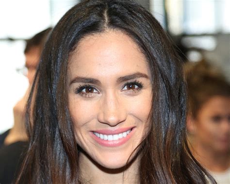 Born in los angeles, she rose to fame on the television series suits in 2011. 5 political posts by Meghan Markle, from Brexit to ...