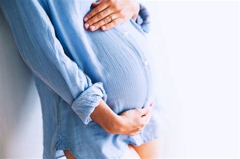 Yuk baca terus untuk mengenali tanda hamil bayi kembar dan bagaimana tips yang harus dilakukan agar bunda dan bayi tetap sehat. Bukan Cuma dari Asupan Makanan, Tanda-tanda Mengandung ...