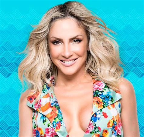 Listen to music from claudia leitte like baldin de gelo, agradece & more. Claudia Leitte recusa convite para ser rainha de bateria ...