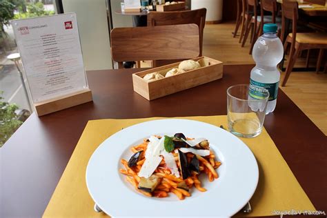 Lunch At Illy Cafe Milano At Piazza Gae Aulenti Joy Della Vita