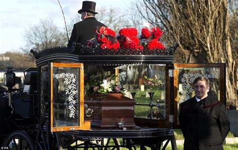 London Brothel Madame Cynthia Cyn Payne Is Laid To Rest In Outrageous Funeral Daily Mail Online