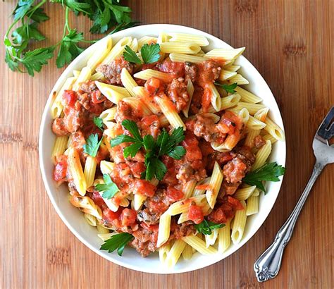 Penne with Tomato Cream Sauce {Vegan} - TheVegLife