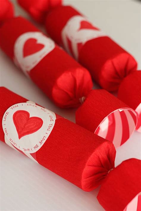 25 Diy Valentine Ts For Her Theyll Actually Want Feed Inspiration