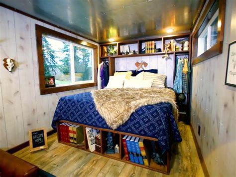When some people think of tiny houses, they think of a small 16' 'cabin on wheels' which has a single bedroom space that is fine for single people and couples, but clearly not fine for growing families with children. Tiny Luxury | HGTV