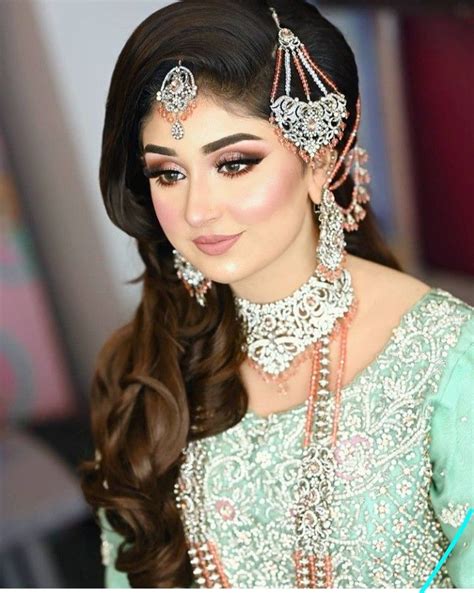 Pin By Beauty And Grace On Beautyandgrace Bridal Mehndi Dresses Hair