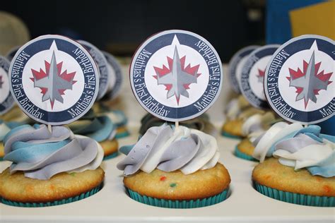 Winnipeg Jets Cupcakes For My Nephews First Birthday Party Very