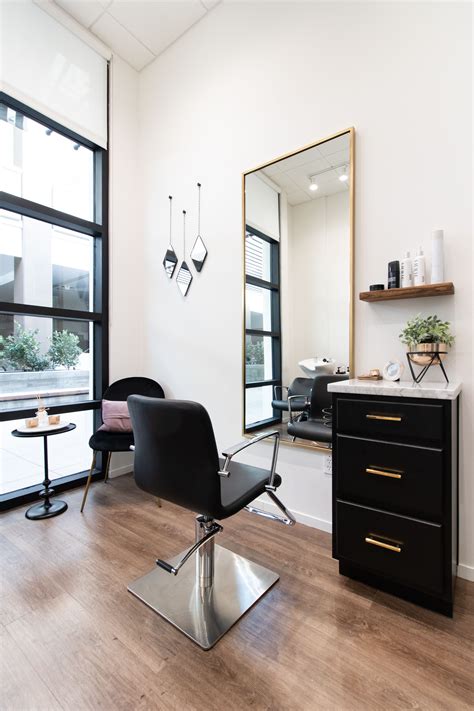 Small Salon Interior Design
