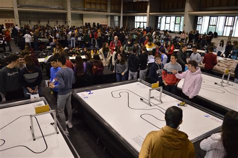 Actividades sobre robótica astronomía y diversidad en el Campus de