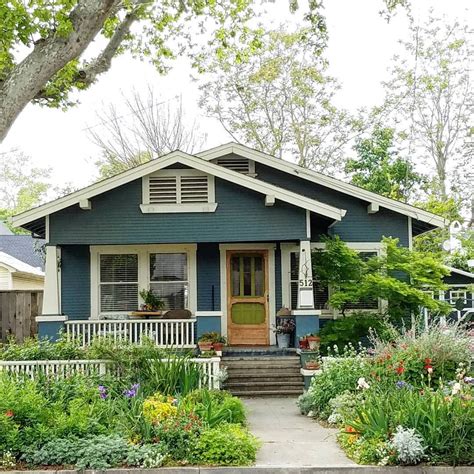 A Craftsman Bungalow Cottage I Did It All 3 Styles In