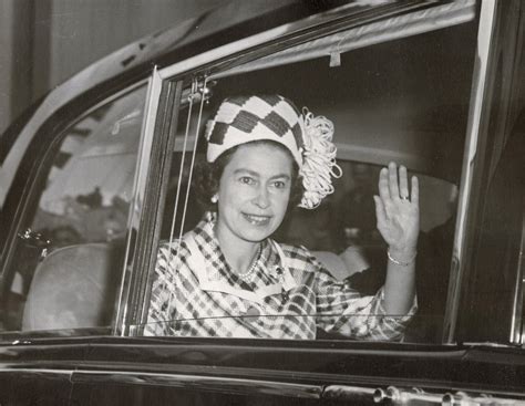 Queen Elizabeths Visit To Boston Recalled After Her Passing