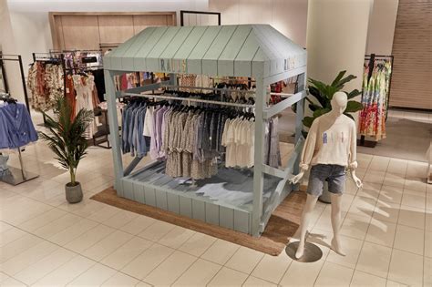 Pop Up Stores Retail Display Guide