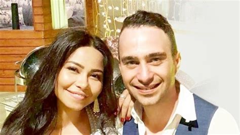 التالي القبض على شيري هانم وزمردة بسبب هذه الفيديوهات الفاضحة. سينما وتليفزيون