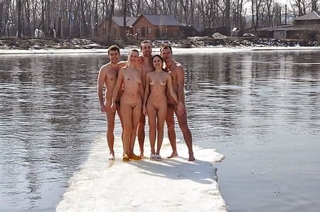 naked gators girls