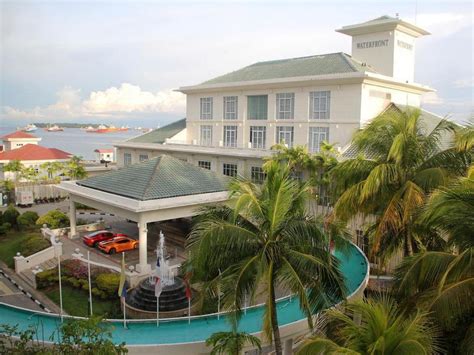 Which popular attractions are close to palm beach resort & spa? Billion Waterfront Resort in Labuan - Room Deals, Photos ...
