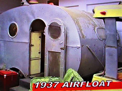 Screen Grab Image Of A 1937 Airfloat Trailerthis One Is Covered In