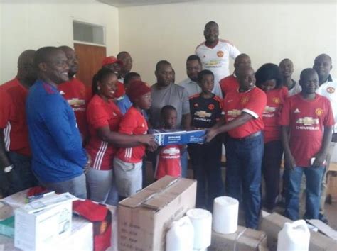 Malawian Man U Fans Donate To Queens Hospital K17mil Medical Supplies
