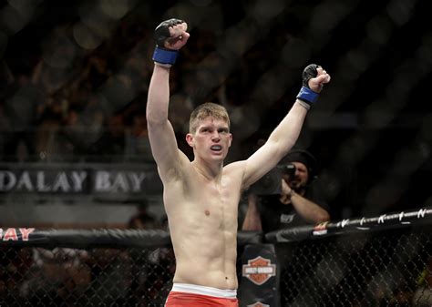 stephen thompson earns title shot but new welterweight contender emerges