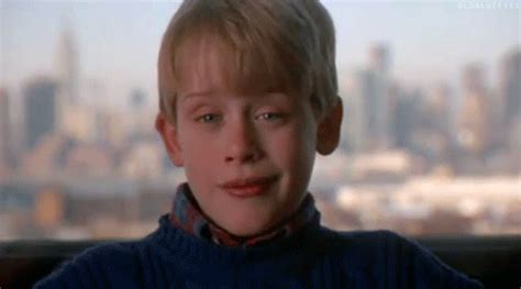 Share or download most populars home alone gif with your friends with the easiest way. macaulay culkin home alone 2 gif | WiffleGif