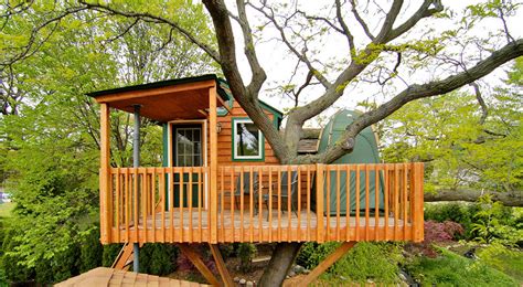 The best vacation rentals in nc & treehouse rentals north carolina has to offer are not to be missed out on. These 10 Awesome Airbnb Treehouses Are Yours to Rent This ...