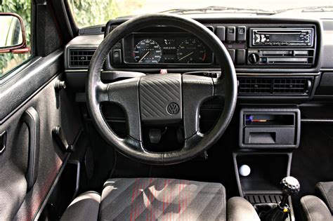 Stedet for golf ii entusiaster. Vidéo - Volkswagen Golf 2 GTI, "l'autre" GTI : dès 3.500