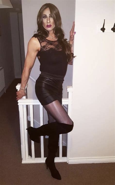 Tranny Crossdressers Transgender Gurl Wales Leather Skirt Sarah Feminine