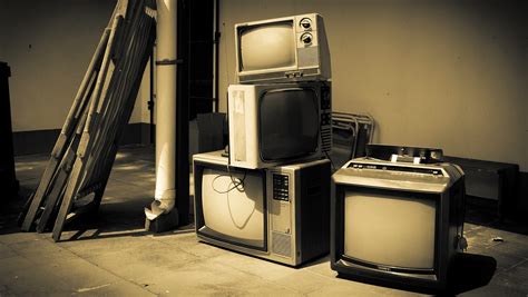 5 Pivotal Moments In The Development Of TV Technology Gearburn