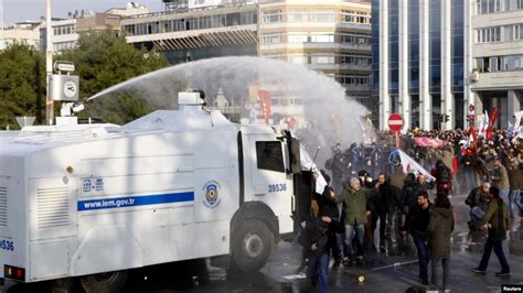 Istanbul Police Use Water Cannons Tear Gas Against Protesters