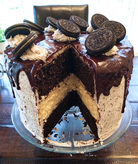 I Made A Triple Layered Cookies And Cream Cake With An Oreo Buttercream