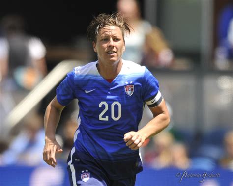 Abby Wambach Signs Multi Platform Deal With Espn Equalizer Soccer