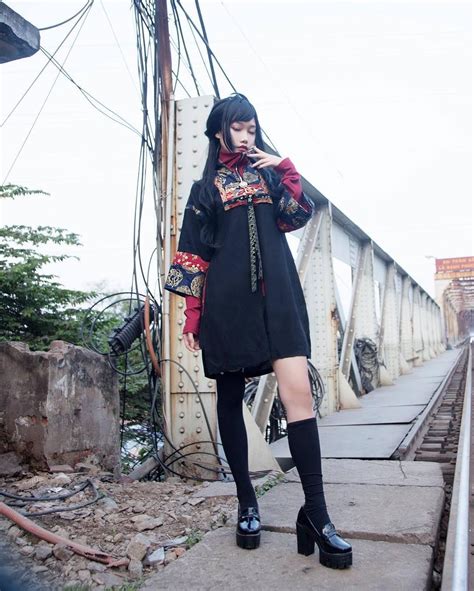 Modernized Vietnamese Ao Nhat Binh Fashion Attire Clothes
