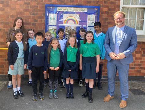 West Bridgford Schoolgirl Wins Council Animal House Competition