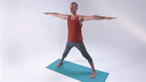 Extended Triangle Pose How To Practice Utthita Trikonasana