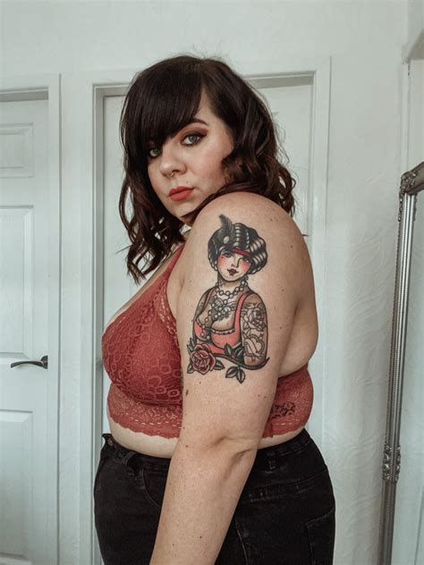Plus Size Women With Tattoos