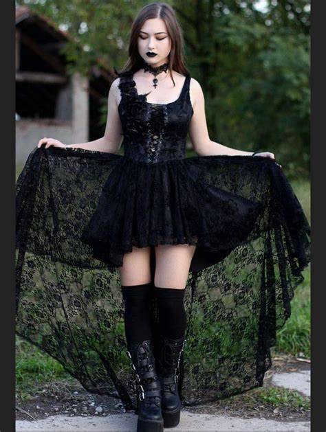 Gothic Style For All Those People Who Like Putting On Gothic Type Fashion Clothes And