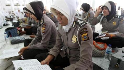 Virginity Tests On Indonesia Police Condemned News Al Jazeera