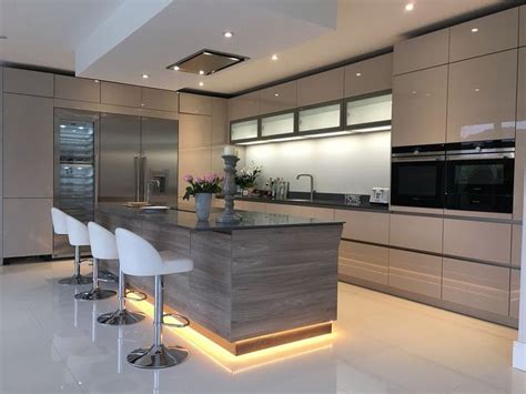 Stunning Modern Kitchen Design Ideas Homyhomee Dise O De