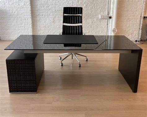Real Wood Executive Desks And Luxury Black Glass Desks