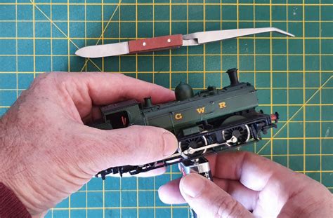 How To Test A Model Train Without Tools