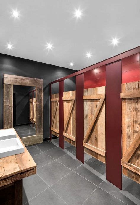 Amazing Rustic Barn Bathroom Decor Ideas 29 In 2020 Barn Bathroom