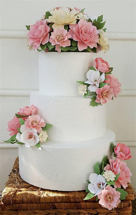 Wedding Cake Flowers Decorations 44 Wedding Cakes With Fresh Flowers Martha Stewart Weddings