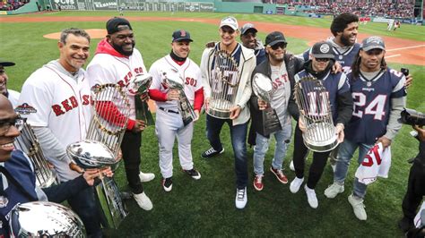 Red Sox Celebrate Title With Assist From Pats