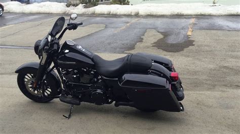 Informationen oder anfragen zu unserer road king custom per telefon 06181. 2018 Harley-Davidson FLHRXS Road King Special Custom - YouTube