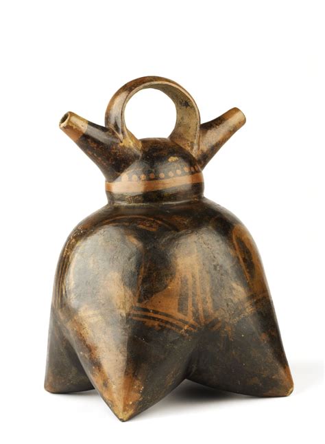 A Phytomorphous Twin Spouted Vessel Part Of The New Sacred Gold Exhibit National Treasure